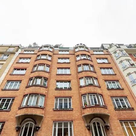 Kcn アパート